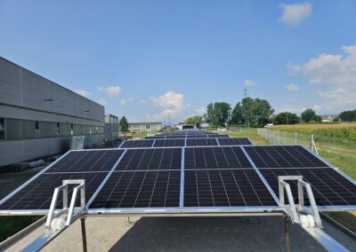 Toothed belt conveyor for PV systems