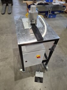 Gummieinzugsmaschine Newo 1